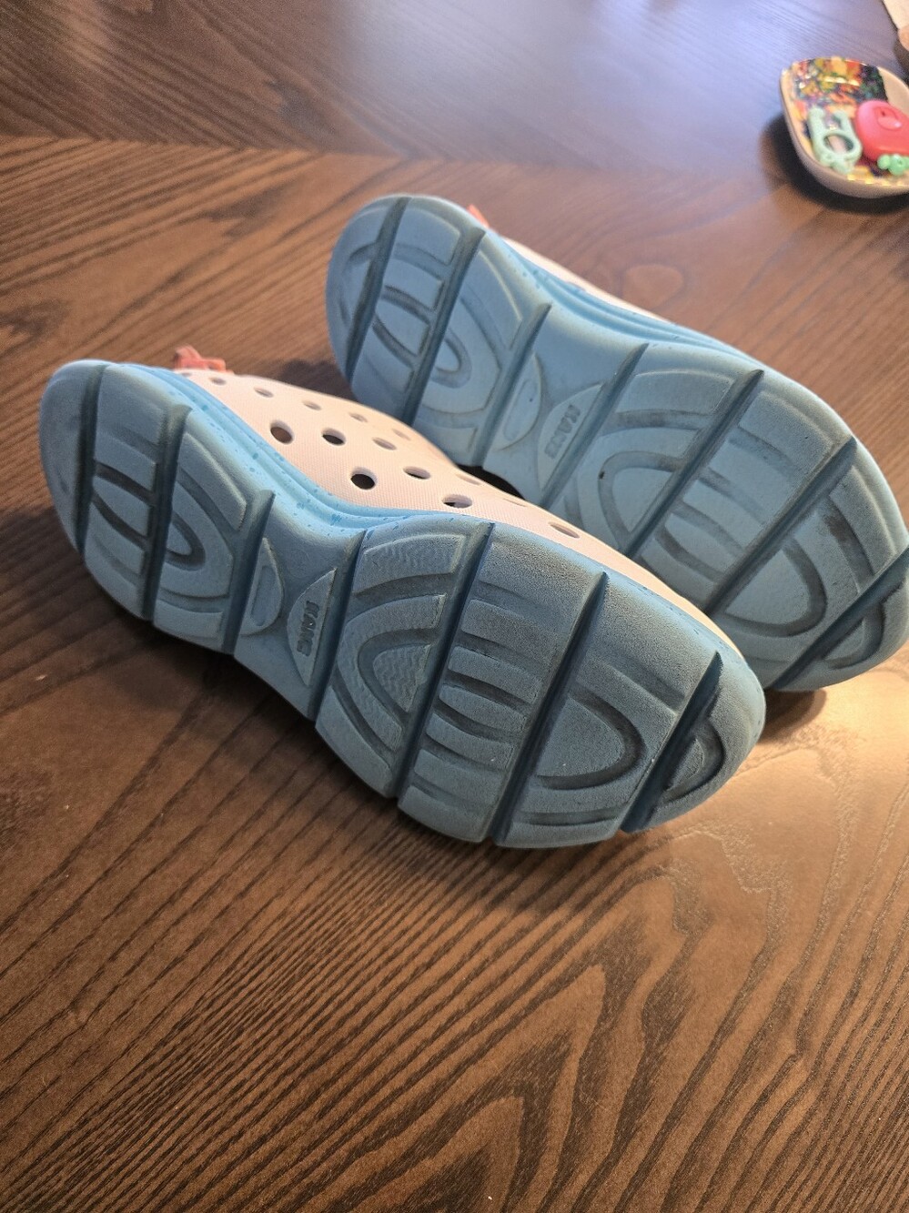 Kane Shoes White and Blue Size 7 - Picture 5 of 5